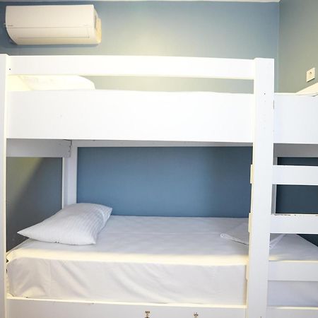 Cheers Vintage Hostel Istanbulská provincie Exteriér fotografie A bunk bed