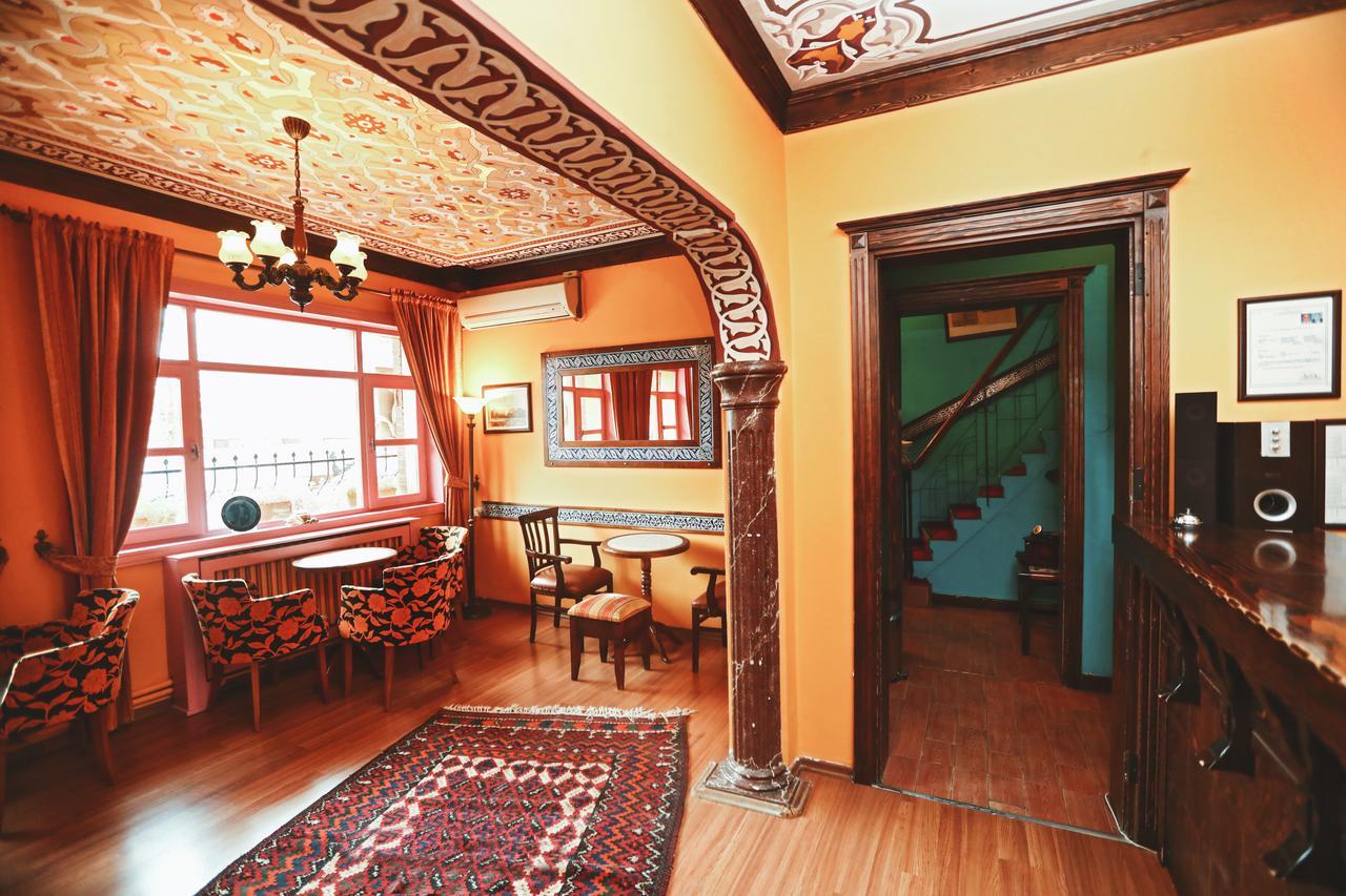 Cheers Vintage Hostel Istanbulská provincie Exteriér fotografie Interior of the house