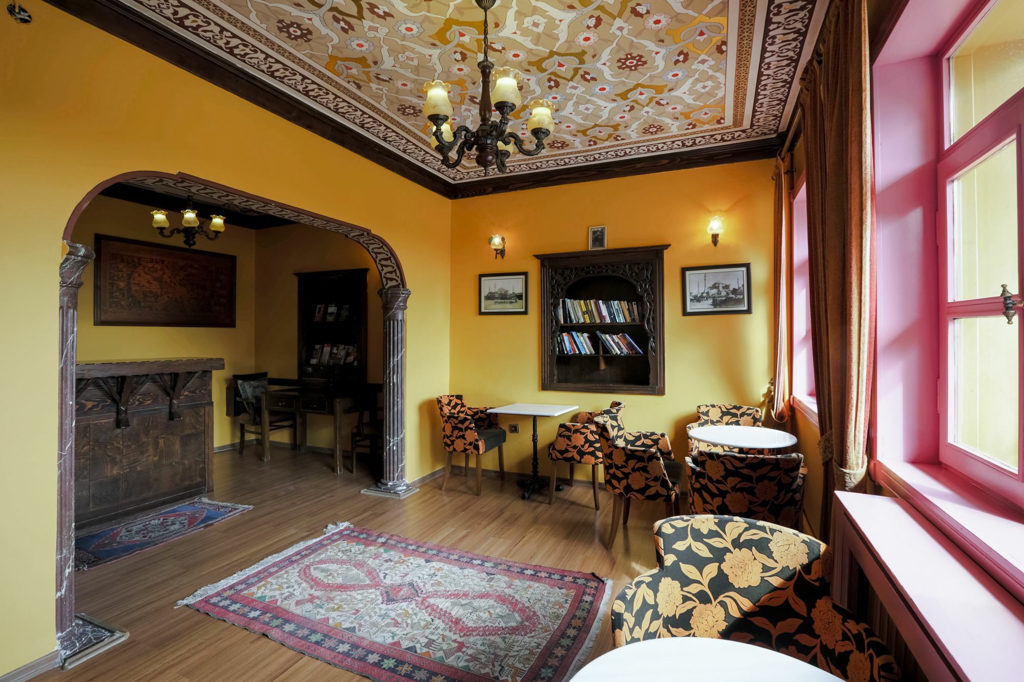 Cheers Vintage Hostel Istanbulská provincie Exteriér fotografie Interior of the house